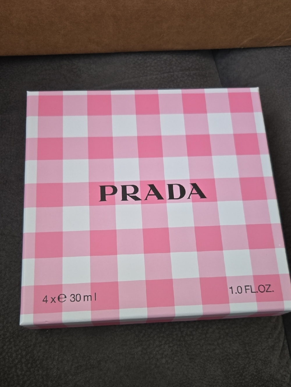 Prada Triangle Mini Perfume Set in Pink, Peach, Orange, Red - Picture 3 of 4